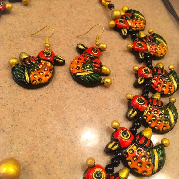 Beautiful Handmade Terracotta Jewelry. - Picture 2 of 2